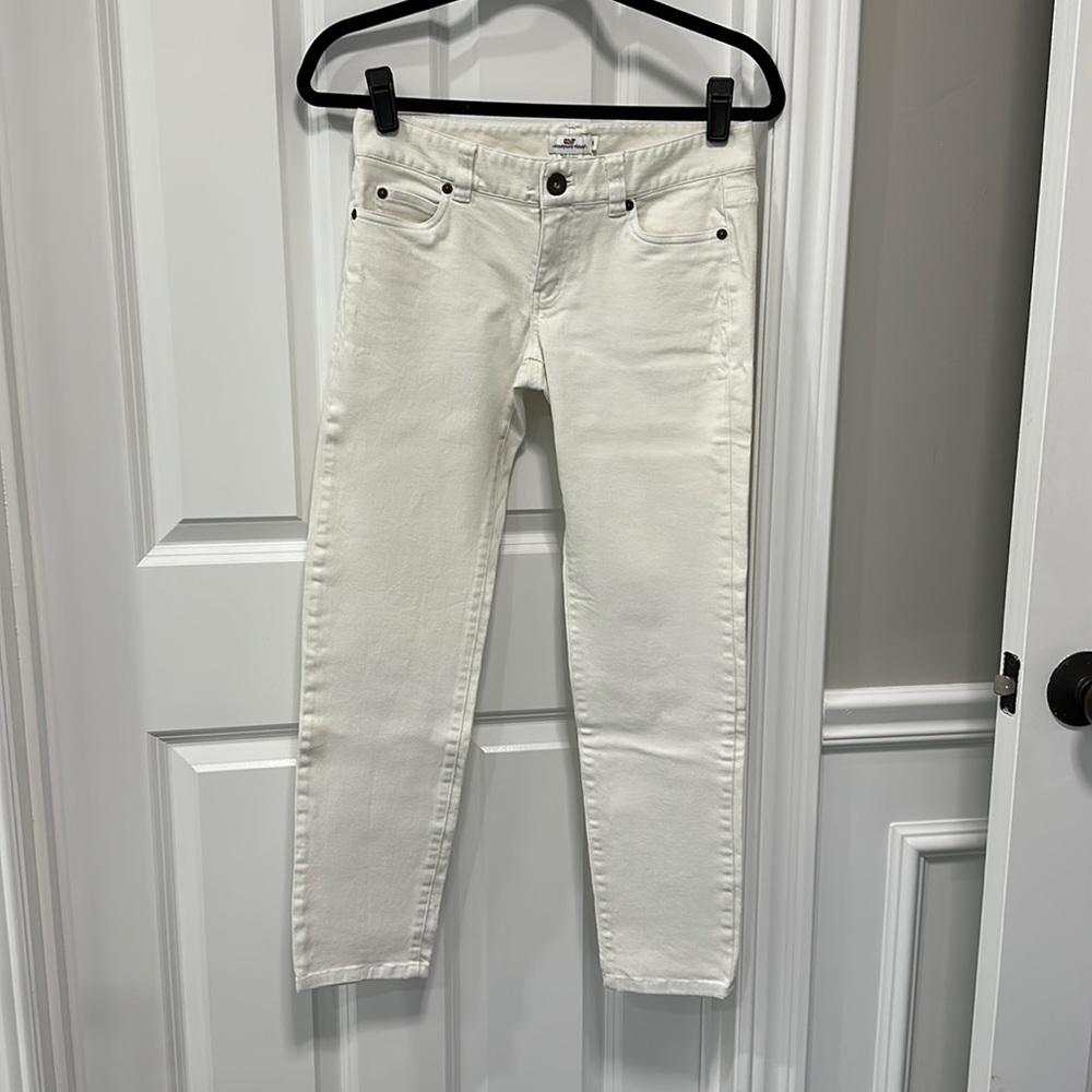 FLASH SALE 🐳 Vineyard Vines white denim